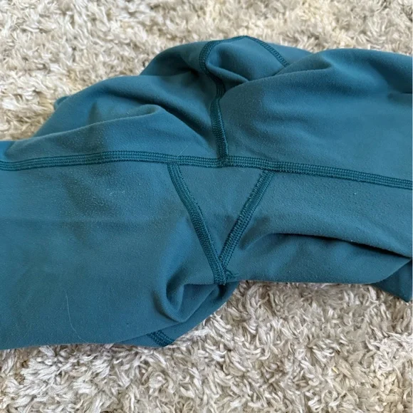 Lululemon Gather and Crow Cropped Leggings 21” - Picture 8 of 9